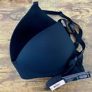 Victoria’s Secret No Wire Padded Bra NWT